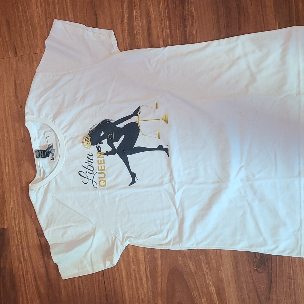 Women's Libra Queen T-shirt - Picture 4 of 4